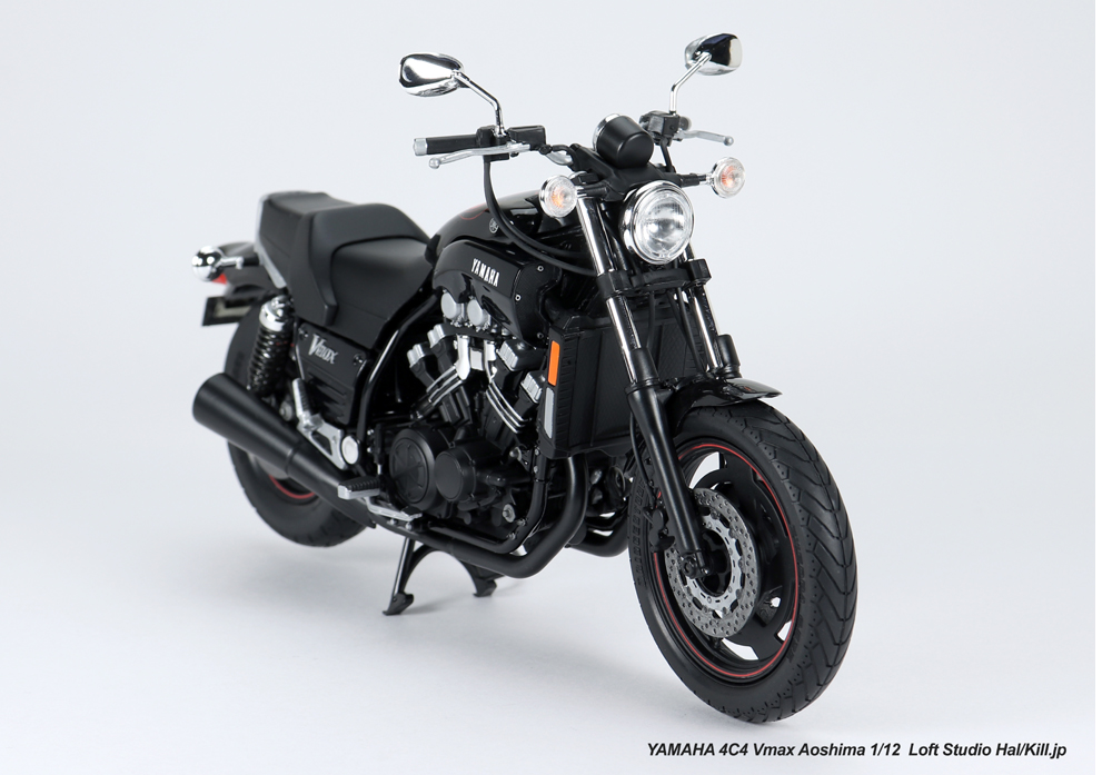 1/12 YAMAHA 4C4 Vmax Aoshima