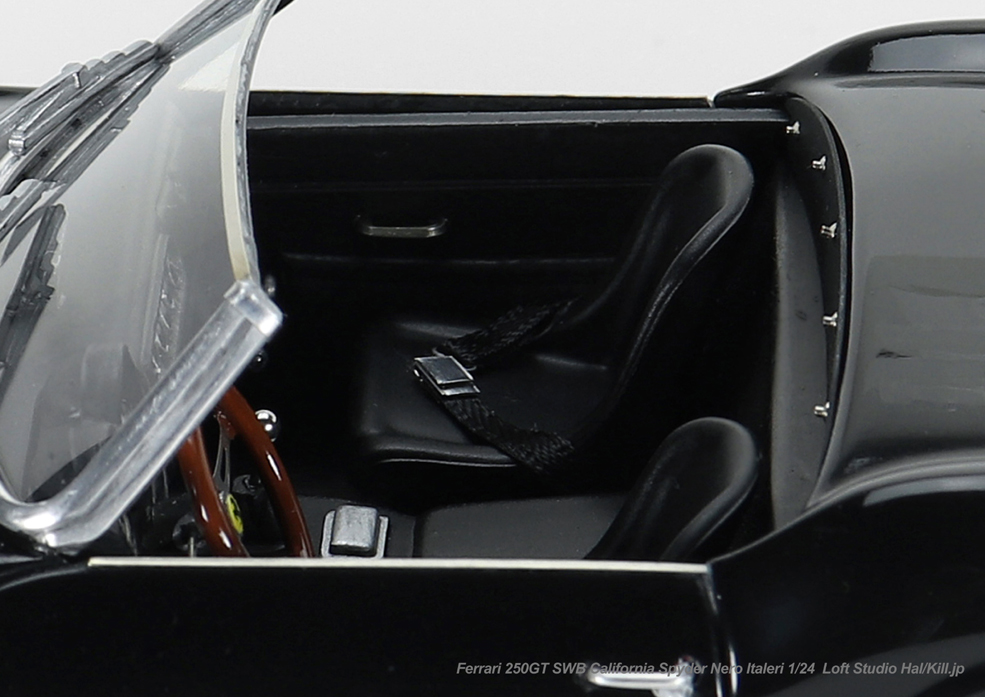 Ferrari 250GT SWB California Spyder Nero 1/24 Italeri