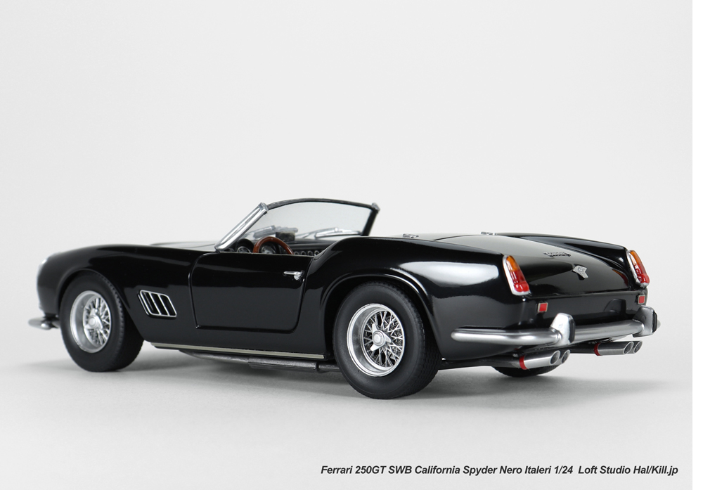 Ferrari 250GT SWB California Spyder Nero 1/24 Italeri