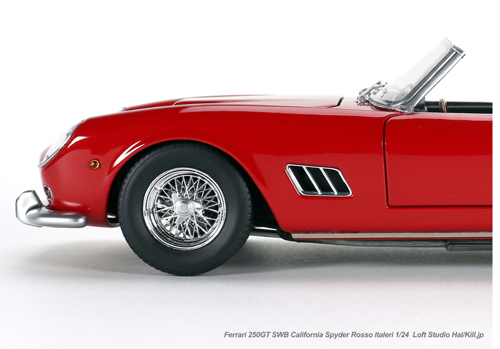 Ferrari 250GT SWB California Spyder Rosso 1/24 Italeri