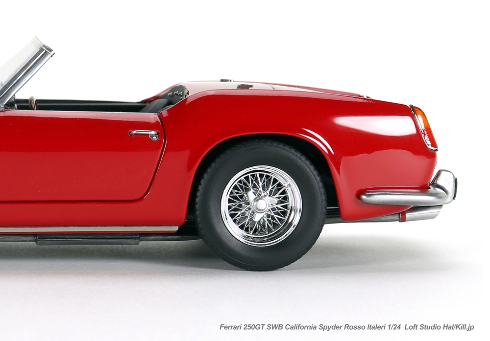 Ferrari 250GT SWB California Spyder Rosso 1/24 Italeri